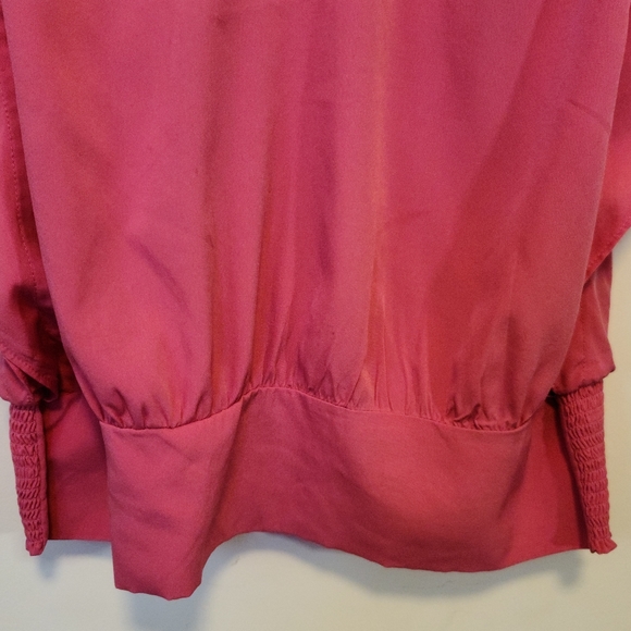 Short sleeve butterfly sleeve pink top - Picture 3 of 7